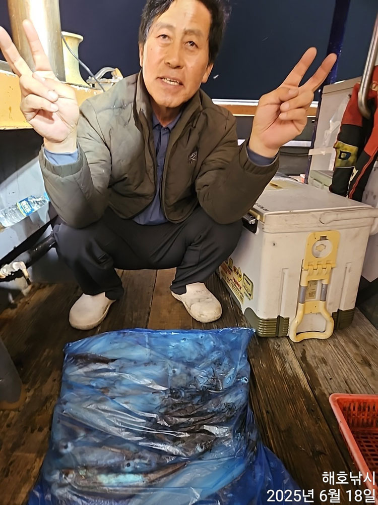 a021.jpg